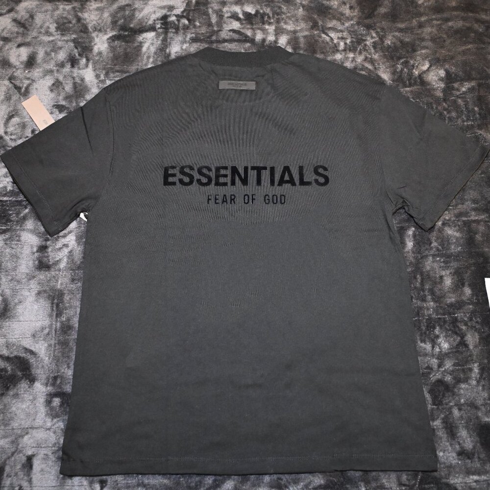 Fear of God Essentials Black T-Shirt BNWT Authentic ✅ - Picture 4 of 9